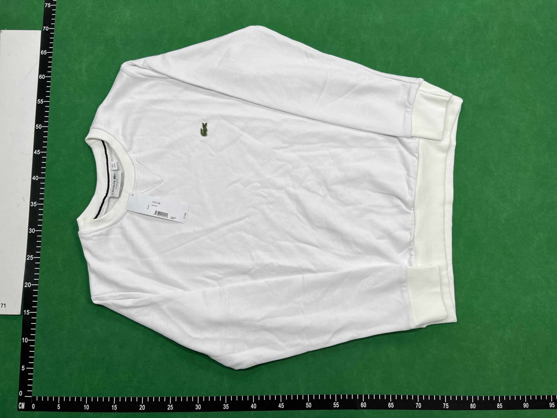 Lacoste Sweater — Hoodies from Weidian, photo 2 of 3