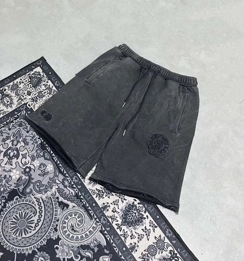 Chrome har shorts high quality — Pants from Weidian