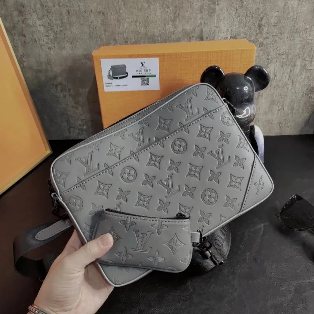 1:1 louis vuitton bag! — Accessories from Weidian, photo 2 of 8