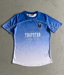Trapstar football T shirt — Jerseys from Taobao, photo 2 of 2