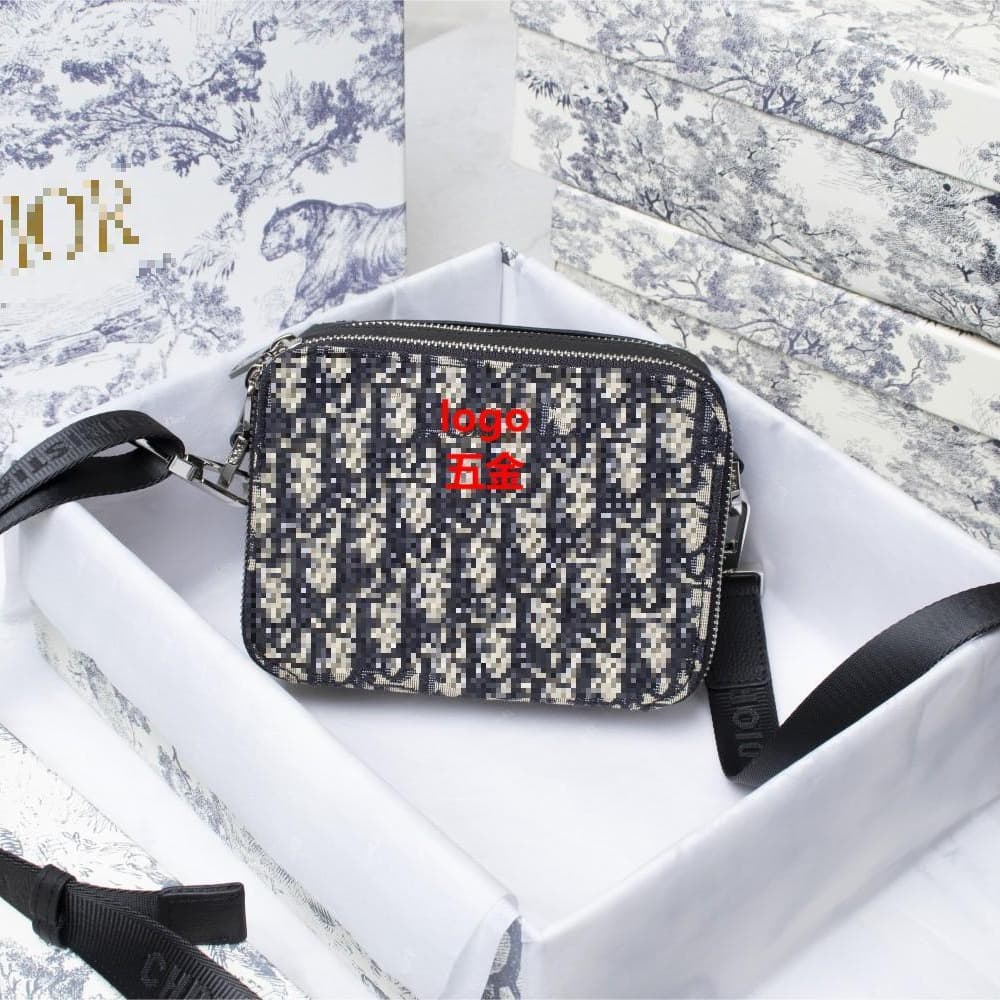 Dior bag — product from 1688, photo 2 of 2