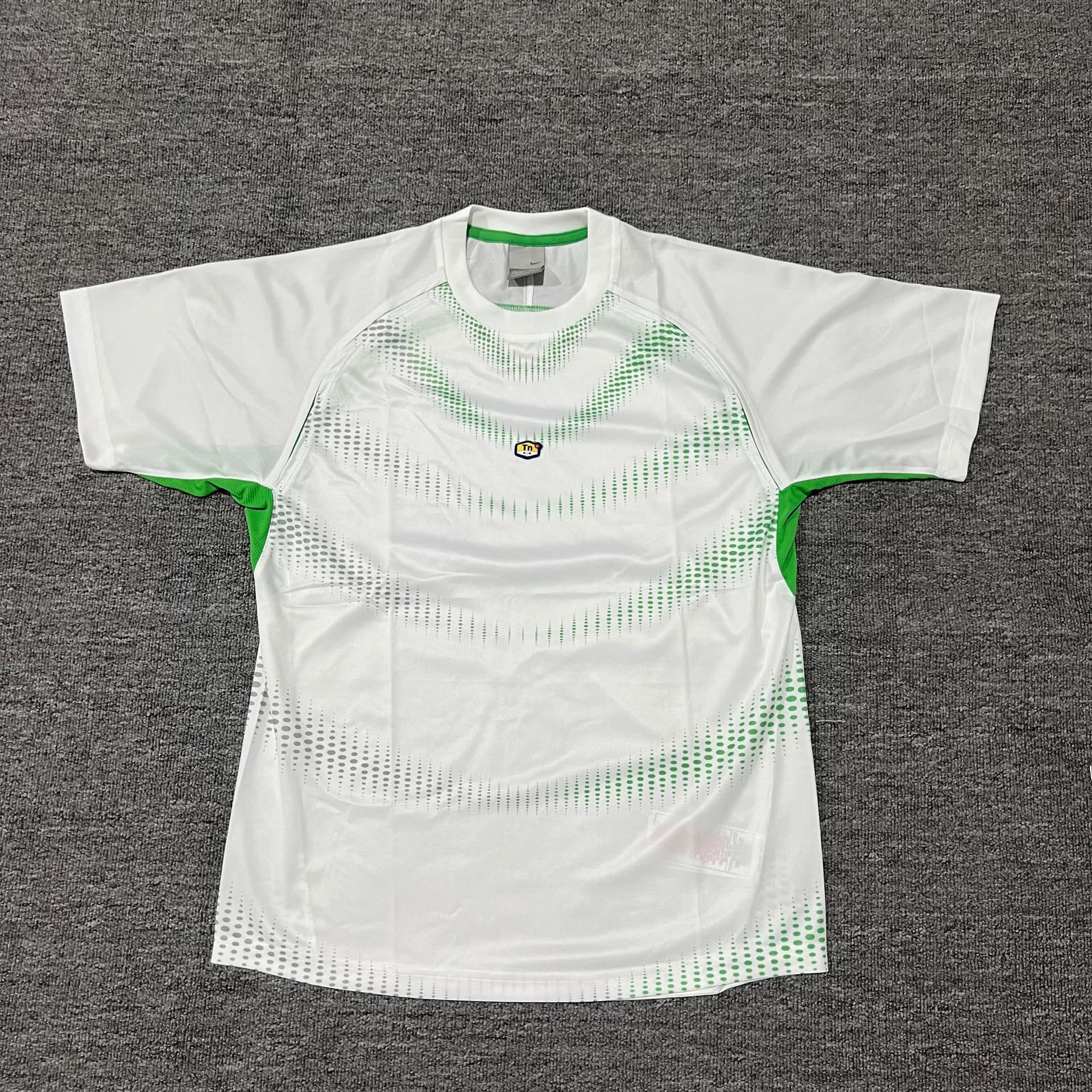Nike Vintage TN — T-Shirts from Taobao