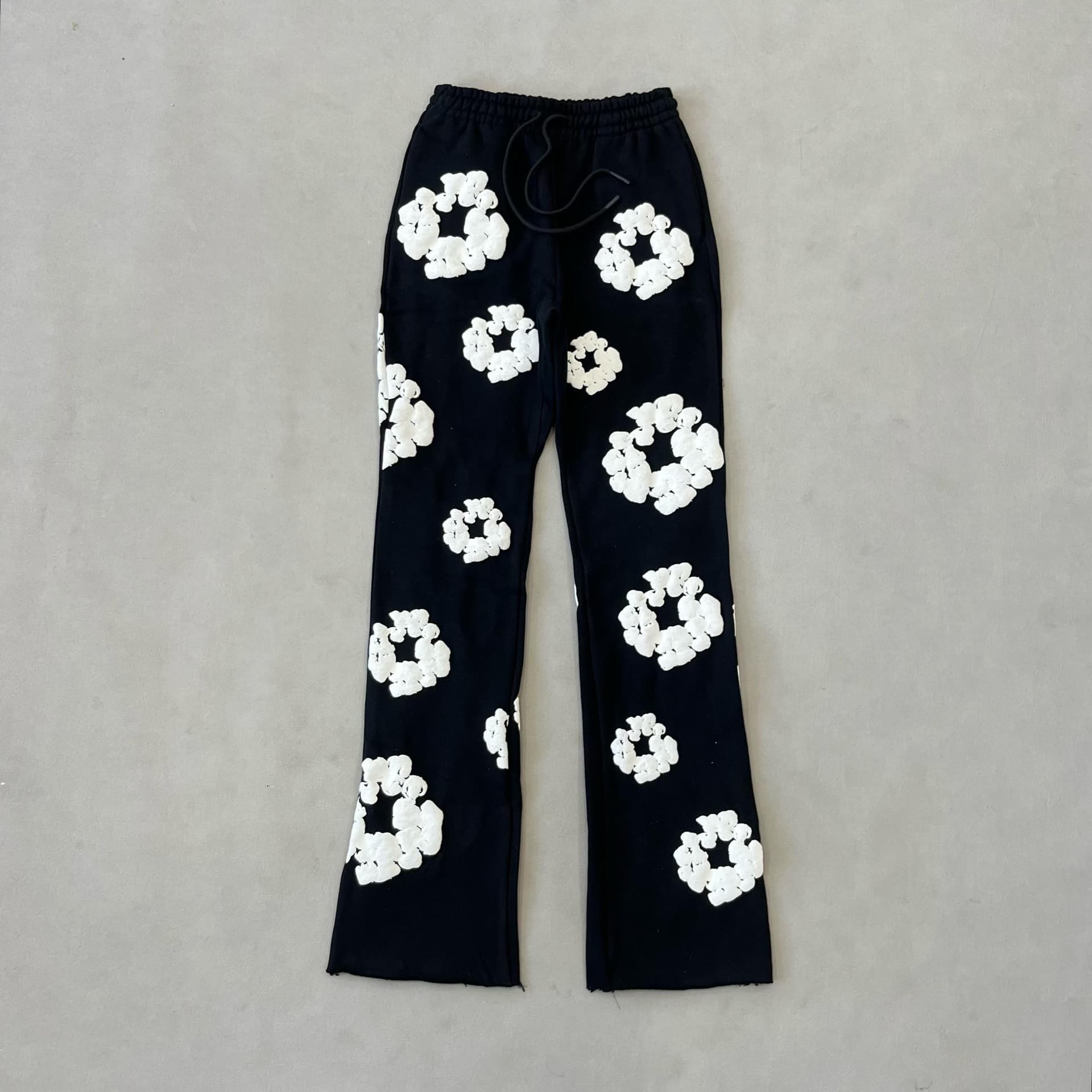 READYMADE x Denim Tears Flare Sweatpants — Pants from Taobao