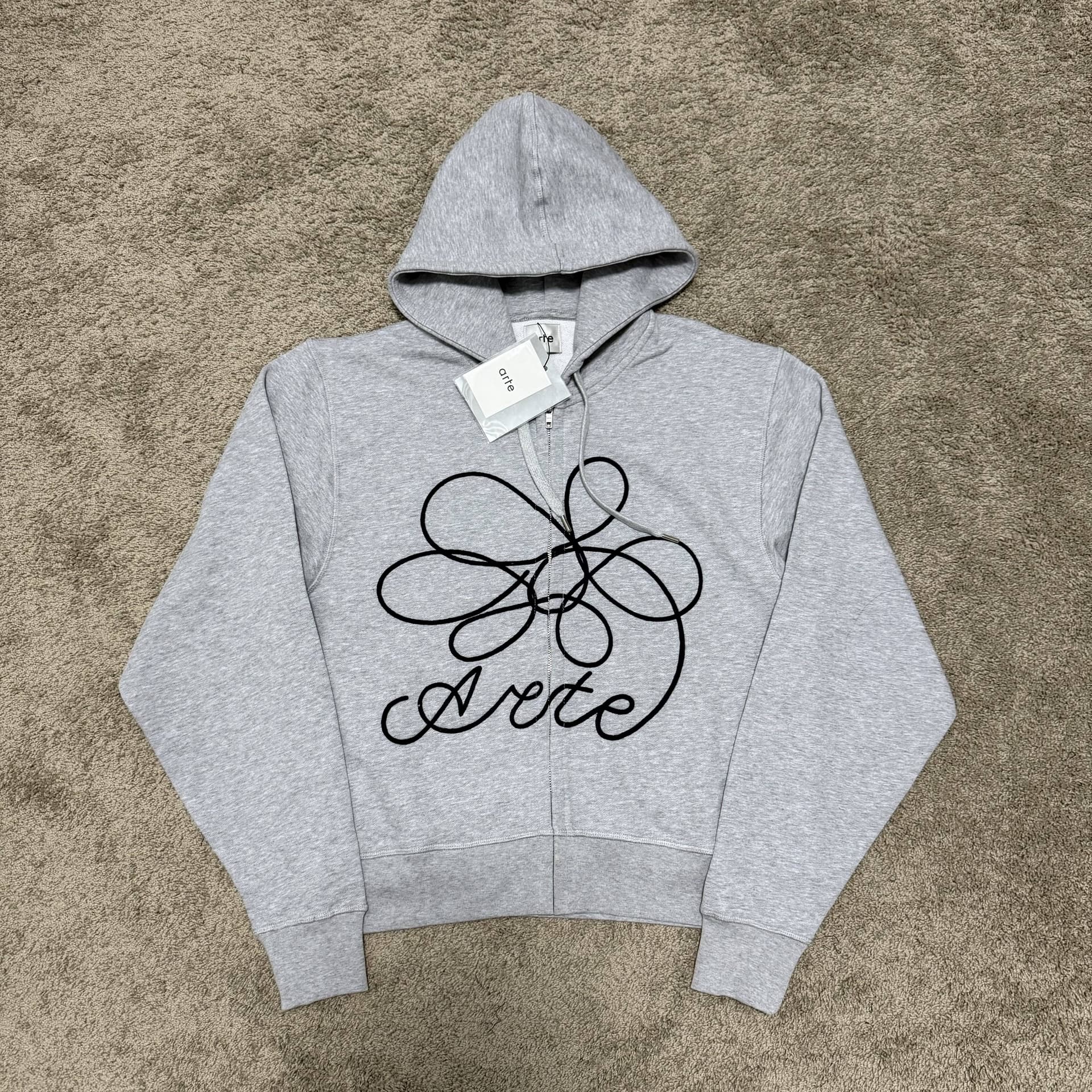 Arte Flower Zip up EMB — Hoodies from Taobao