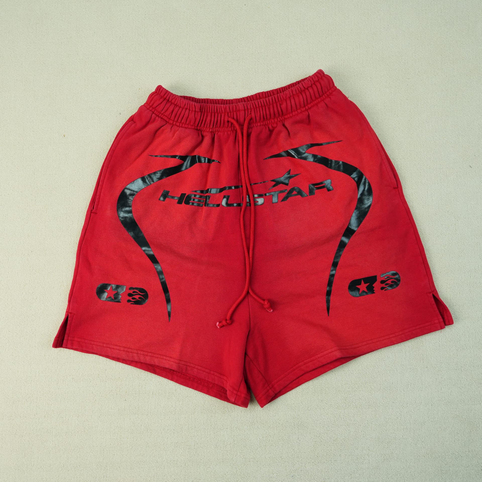 Hellstar Warm Up Red — Shorts from Taobao