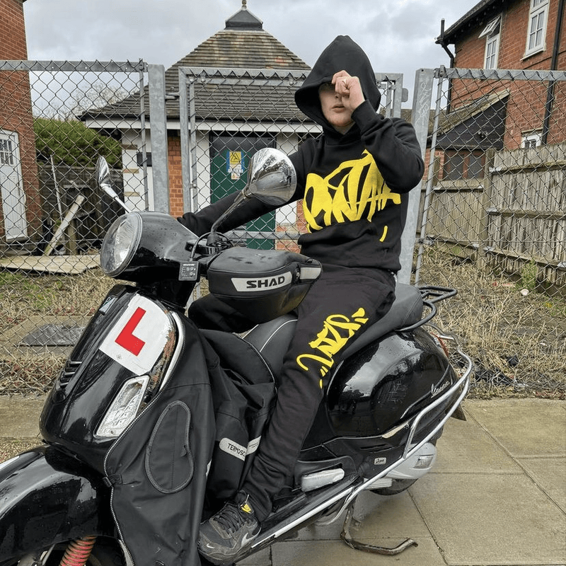 Syna Black/Safety Yellow — Accessories from Weidian