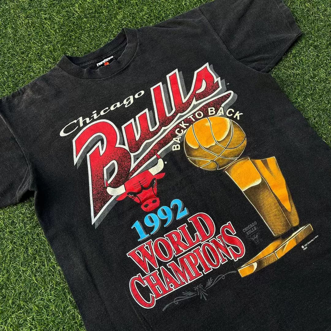 90s vintage Chicago 1992 Sweatshirt winning trophy Large size short sleeve t shirt from Taobao