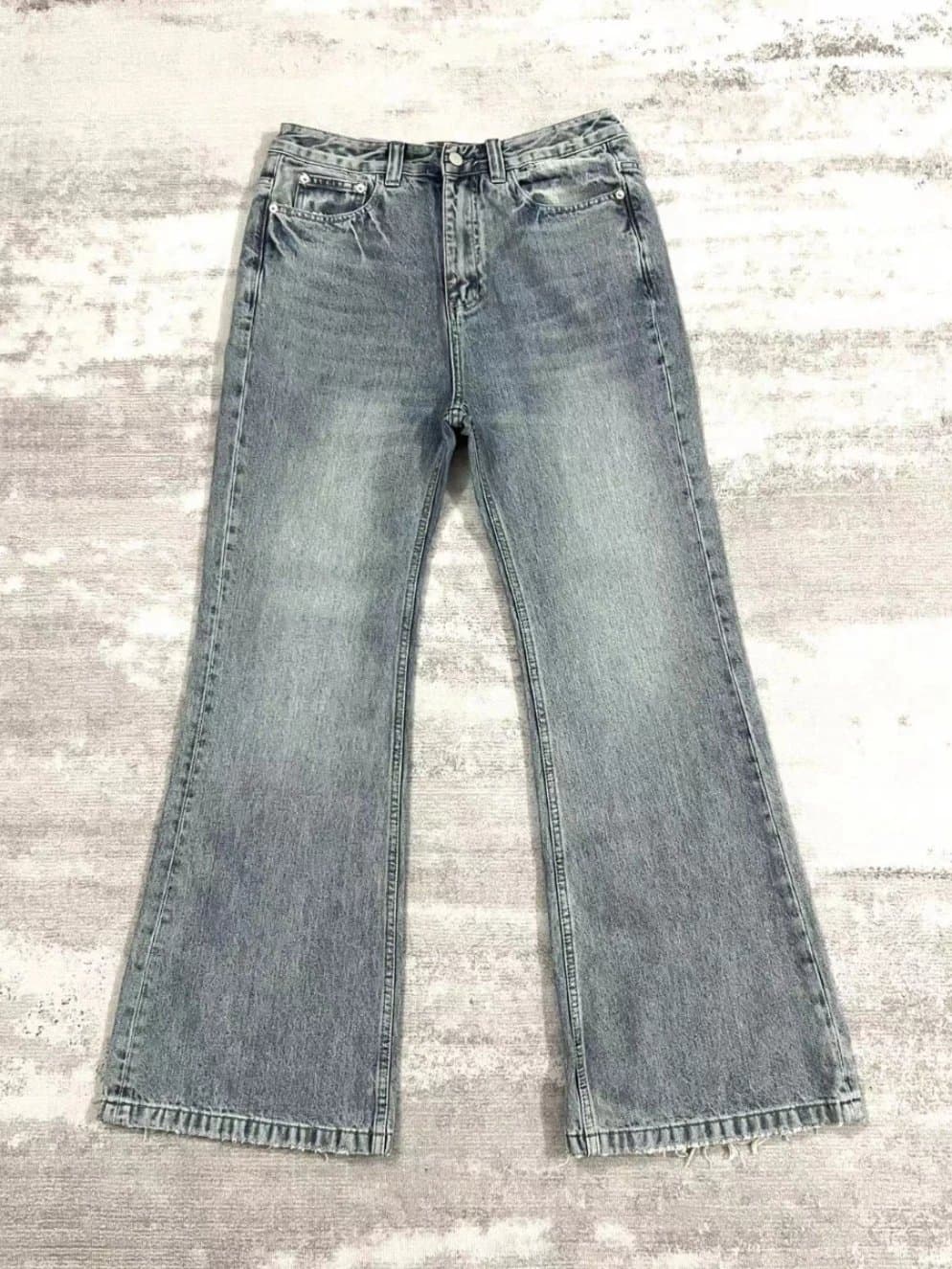 BALENCIAGA FLARED JEANS — product from Weidian, photo 2 of 2