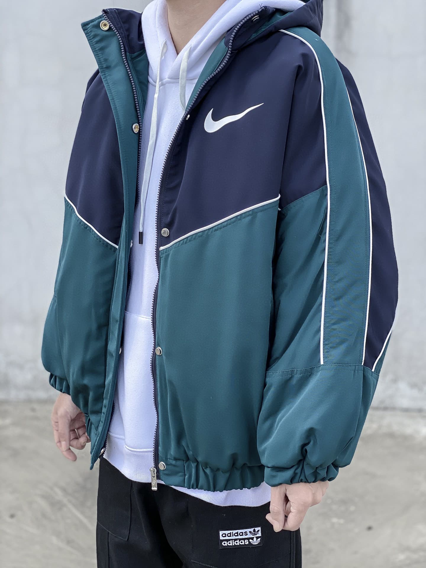Item No. 122503 NK basic style splicing contrast color couple style cotton coat loose lazy style cec jacket bottoms are very nice from Weidian