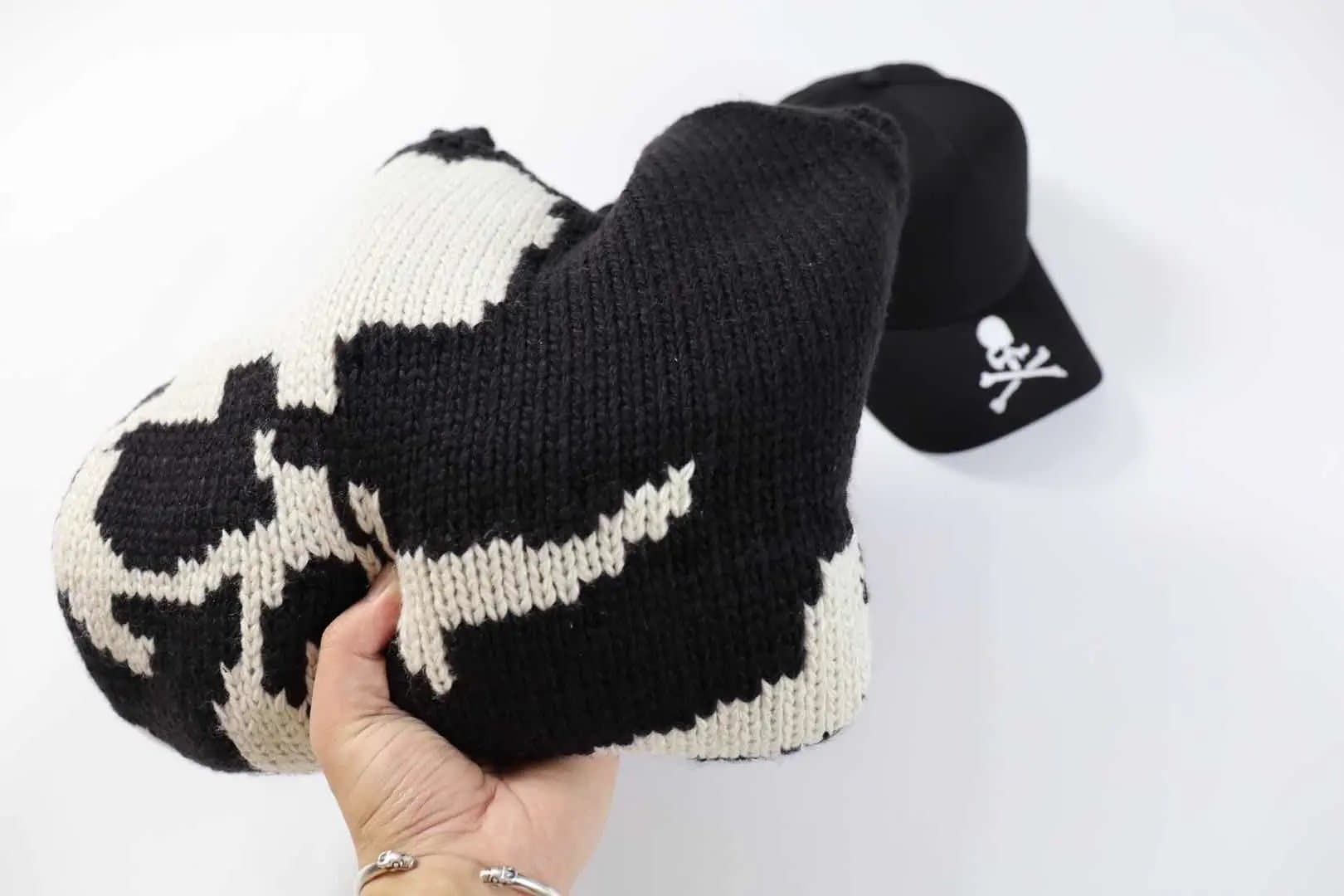 Original mmw mj same style sweater skull woven jacquard ribbon destroyed hole dark knitted sweater sweater from Weidian