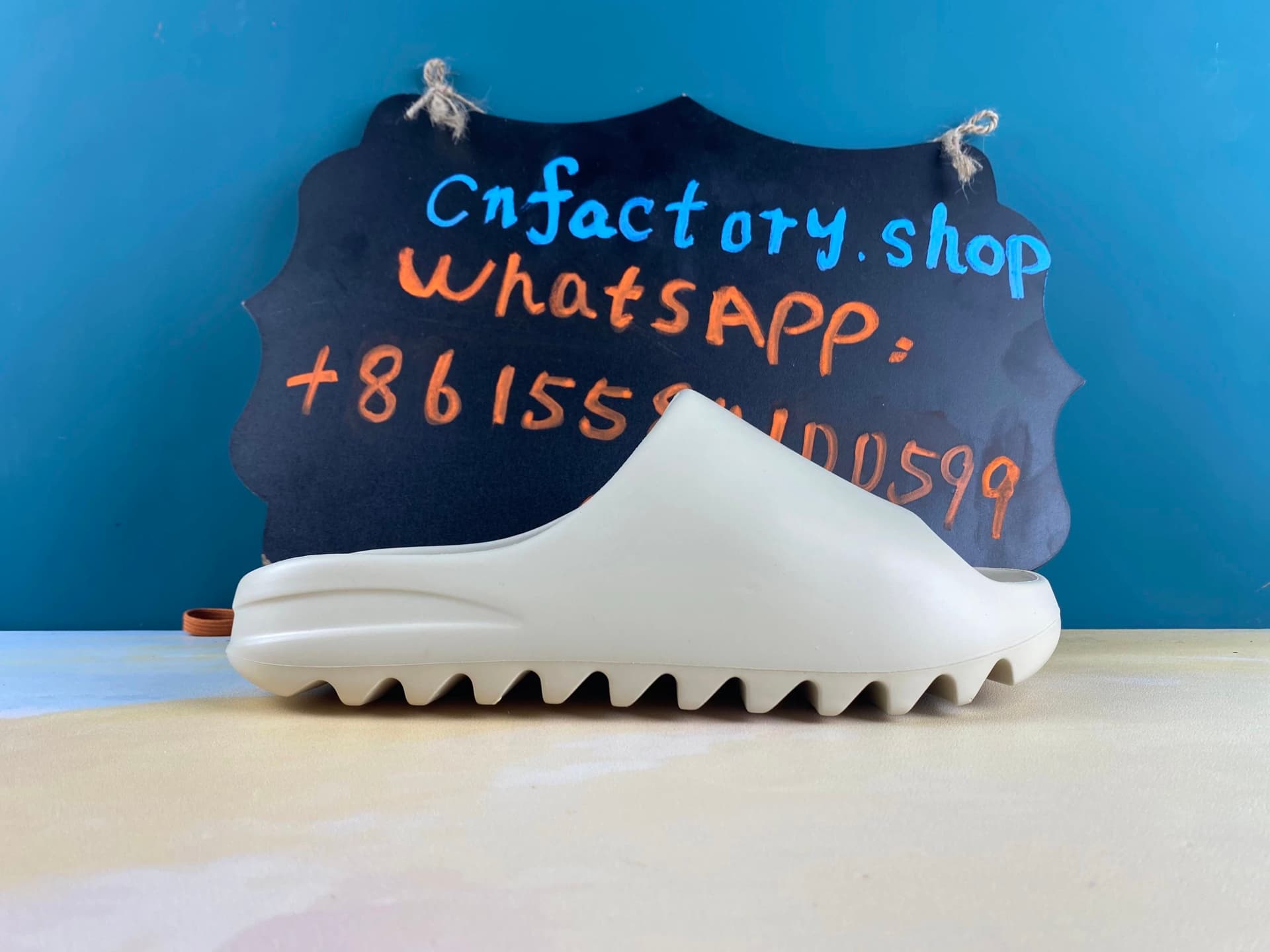 H15 AD Yeezy Slide Bone FW6345 from Weidian