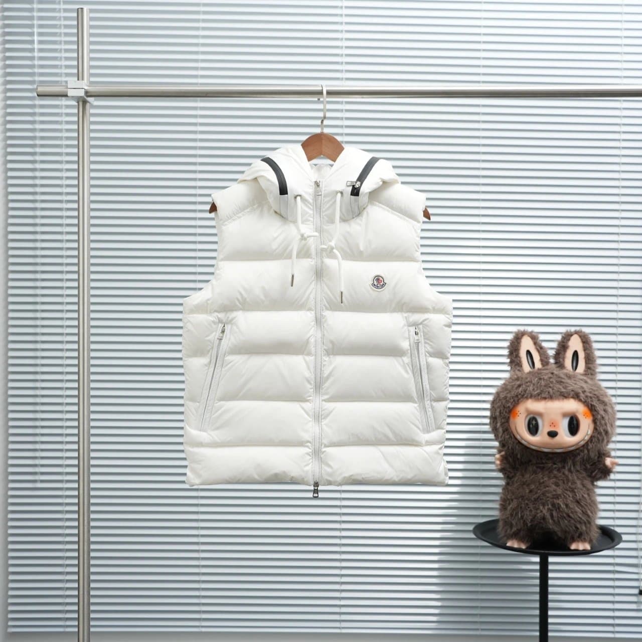 Moncler Down Vest — Shoes from Weidian, photo 3 of 6