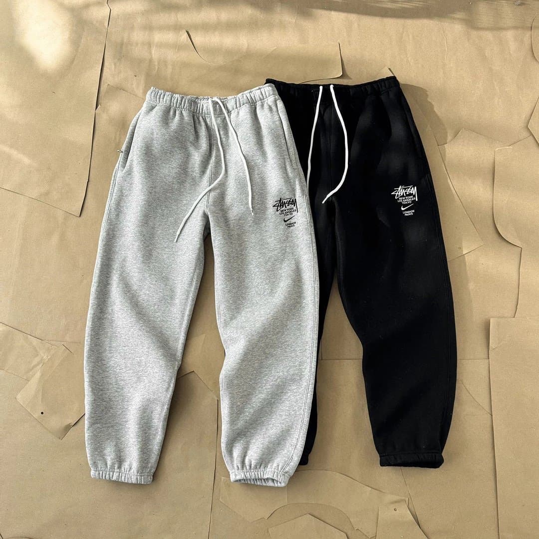 stu co branded fleece sweatpants os loose version stu co branded men's and women's fleece sweatpants long sleeved casual pants from Weidian