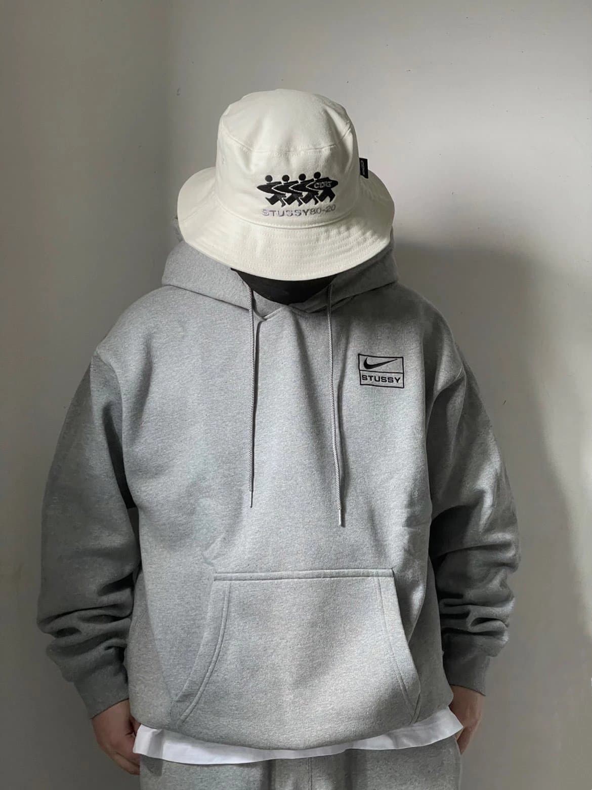 Fleece hooded sweatshirt, co branded Stu NK co branded loose version men and women couples plus fleece hooded sweatshirt hoodie from Weidian