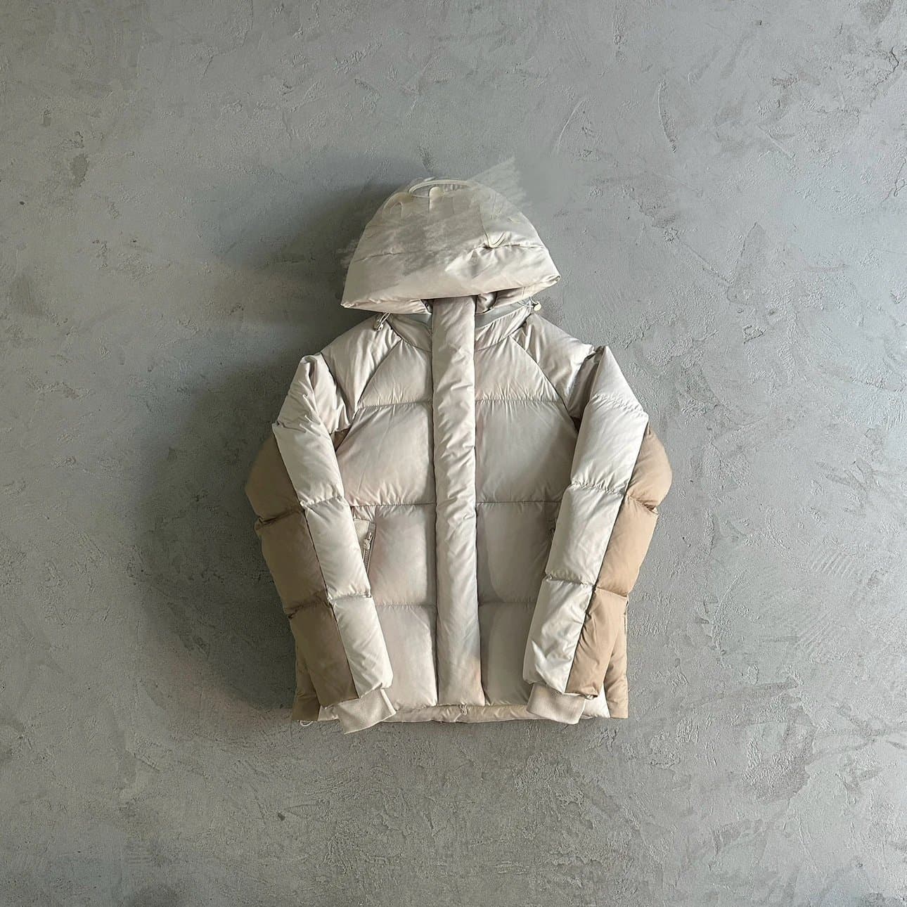 Syna down jacket off white — Jackets from Weidian