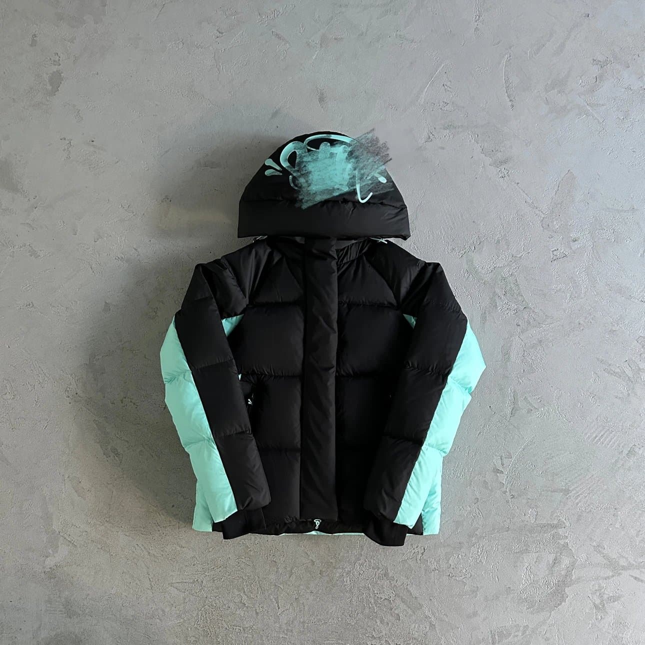 Syna down jacket Black and blue — Jackets from Weidian