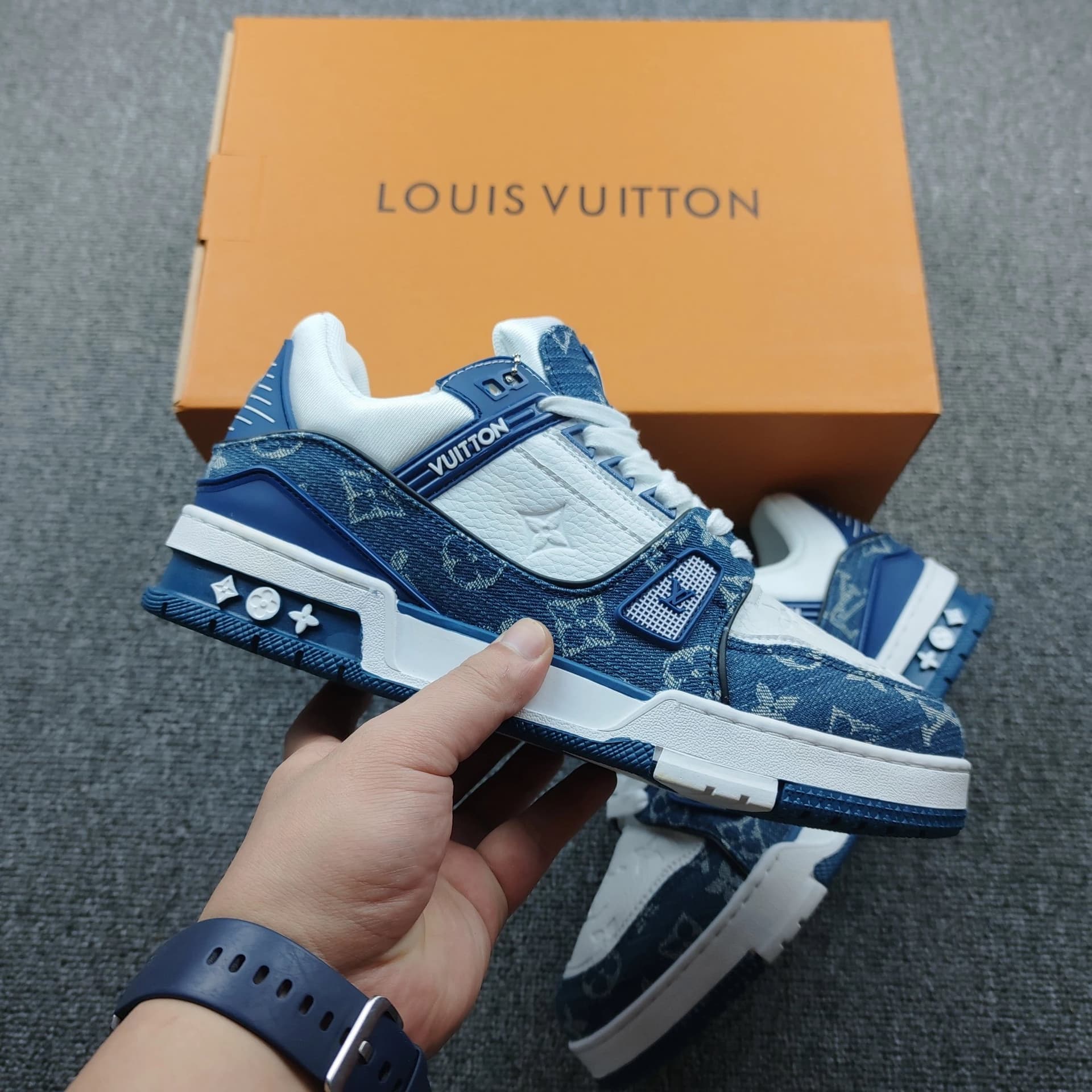 BUNCH OF LV TRAINERS — product from Weidian, photo 2 of 2