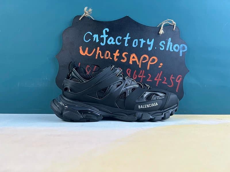 H65CN B*lenciaga Track Black W1GB1 1000 from Weidian